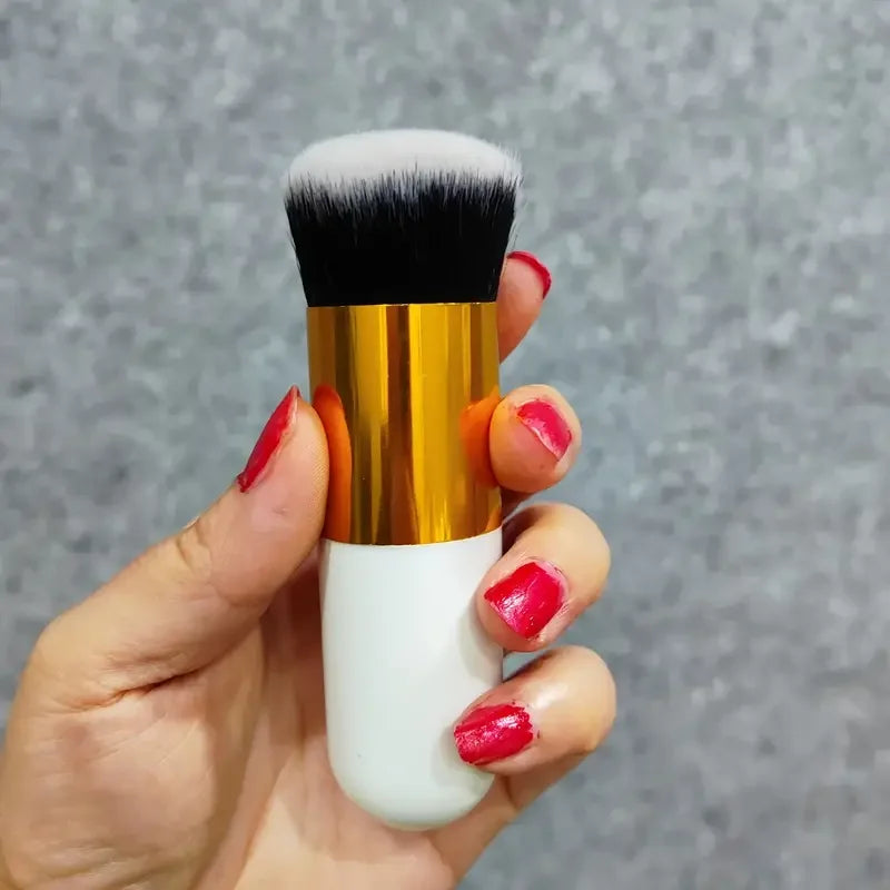 New Fashion Chubby Pier Foundation Brush Flat Cream Makeup Brushes Professional Cosmetic Brush highlight brush loose powder brus