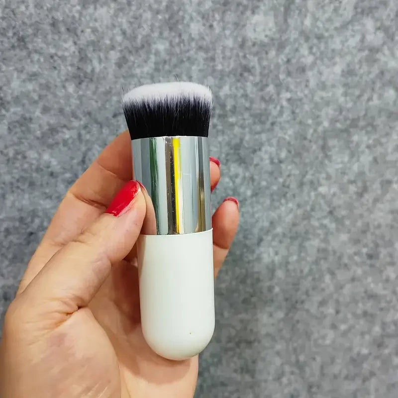 New Fashion Chubby Pier Foundation Brush Flat Cream Makeup Brushes Professional Cosmetic Brush highlight brush loose powder brus